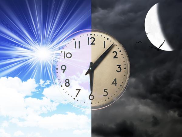 Czy można „oszukać” czas? Paradoksy teorii względności w prostych liczbach